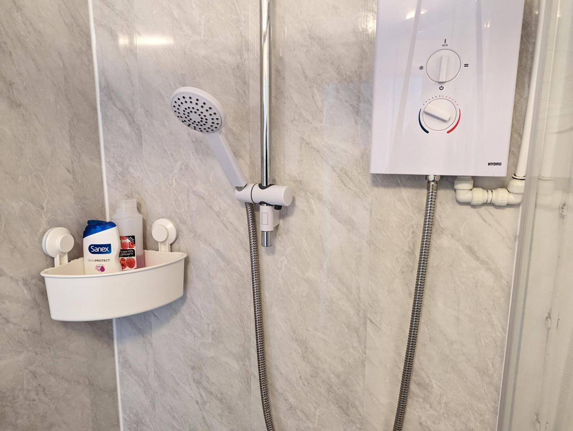 Serene 1 Bedroom Flat In Roath Кардифф Экстерьер фото