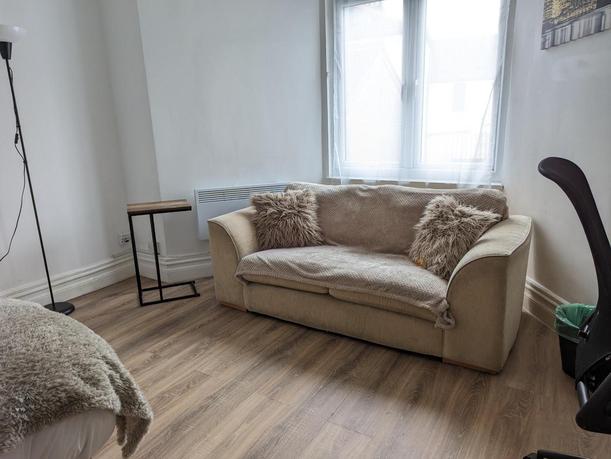 Serene 1 Bedroom Flat In Roath Кардифф Экстерьер фото